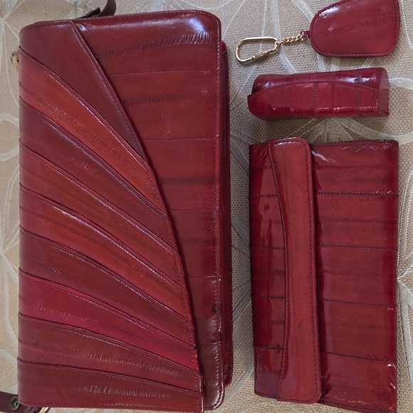 Set: Vintage Genuine Eelskin Purse, Wallet, Lipstick Case And Keychain! - Picture 1 of 14